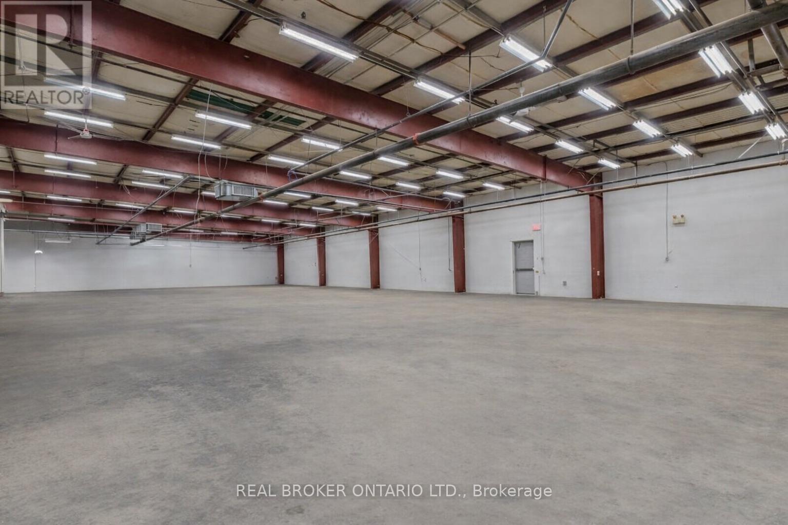 97 Ardelt Avenue, Kitchener, Ontario  N2C 2E1 - Photo 5 - X12966748