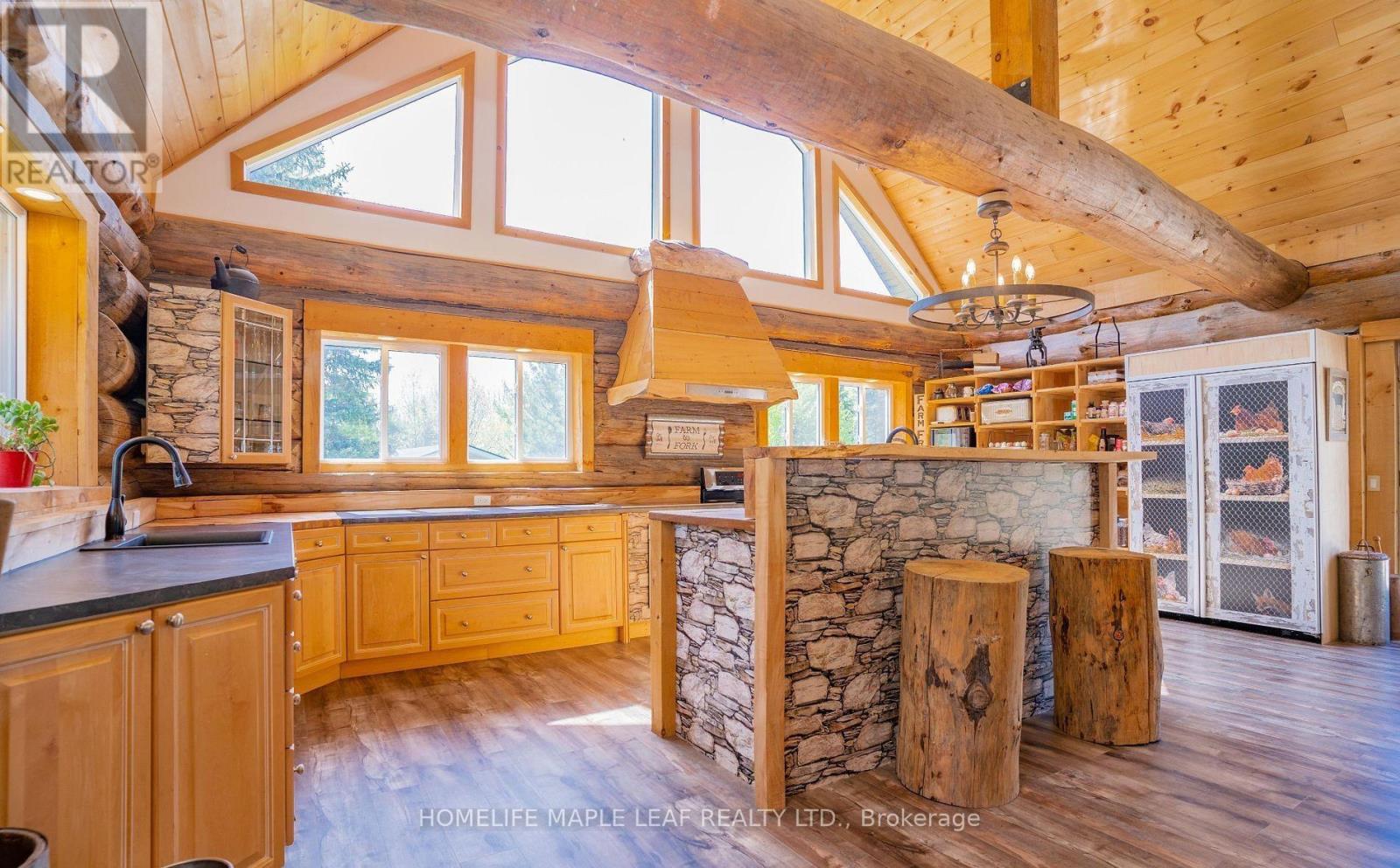 111440 11th Line, East Garafraxa, Ontario  L9W 7A5 - Photo 6 - X12966856