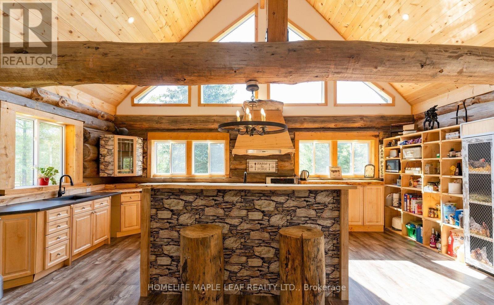 111440 11th Line, East Garafraxa, Ontario  L9W 7A5 - Photo 7 - X12966856