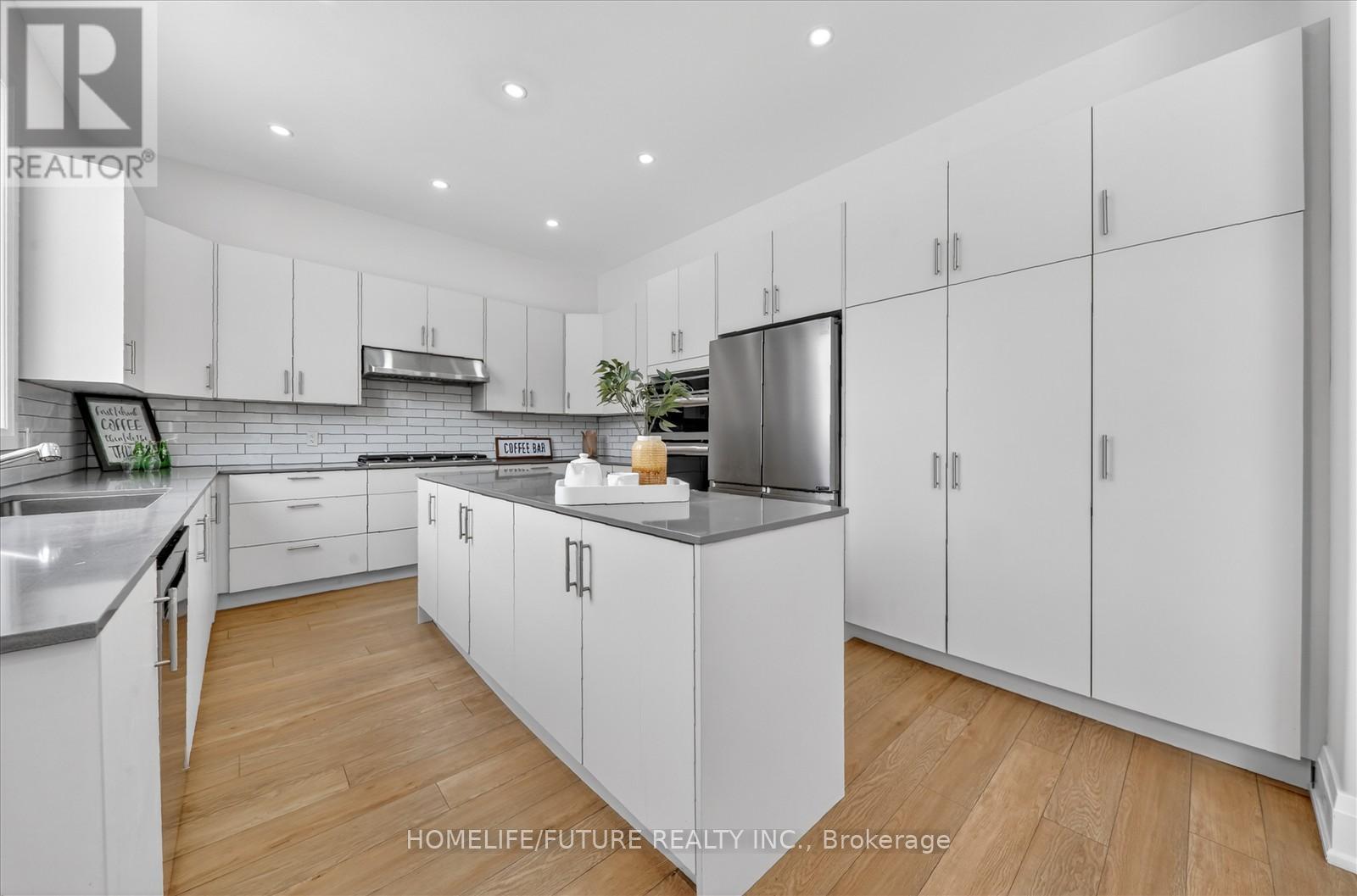 212 Mallory Terrace, Peterborough, Ontario  K9H 0C4 - Photo 12 - X12966884