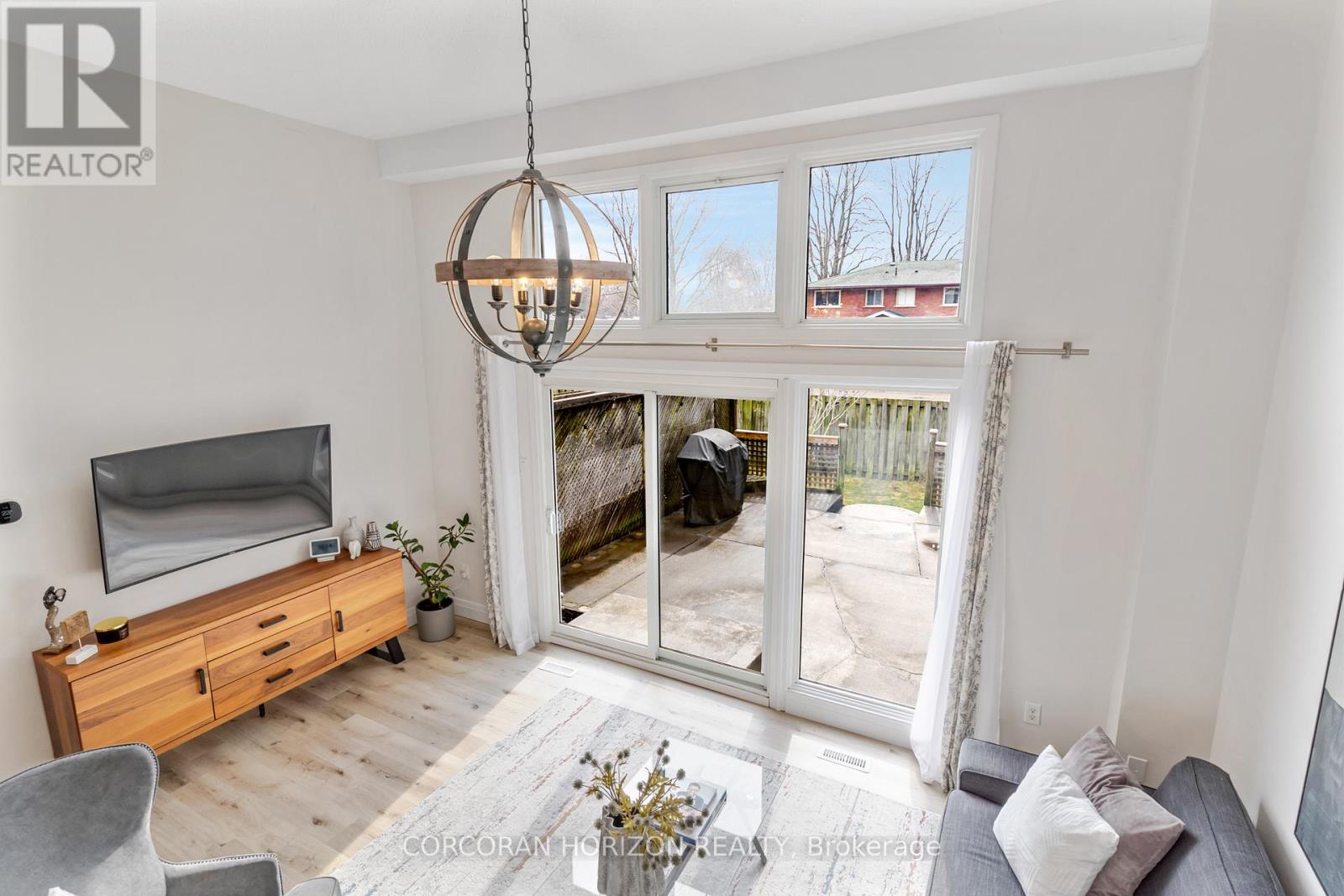 3 - 230 Blair Road, Cambridge, Ontario  N1S 2J8 - Photo 17 - X12966892