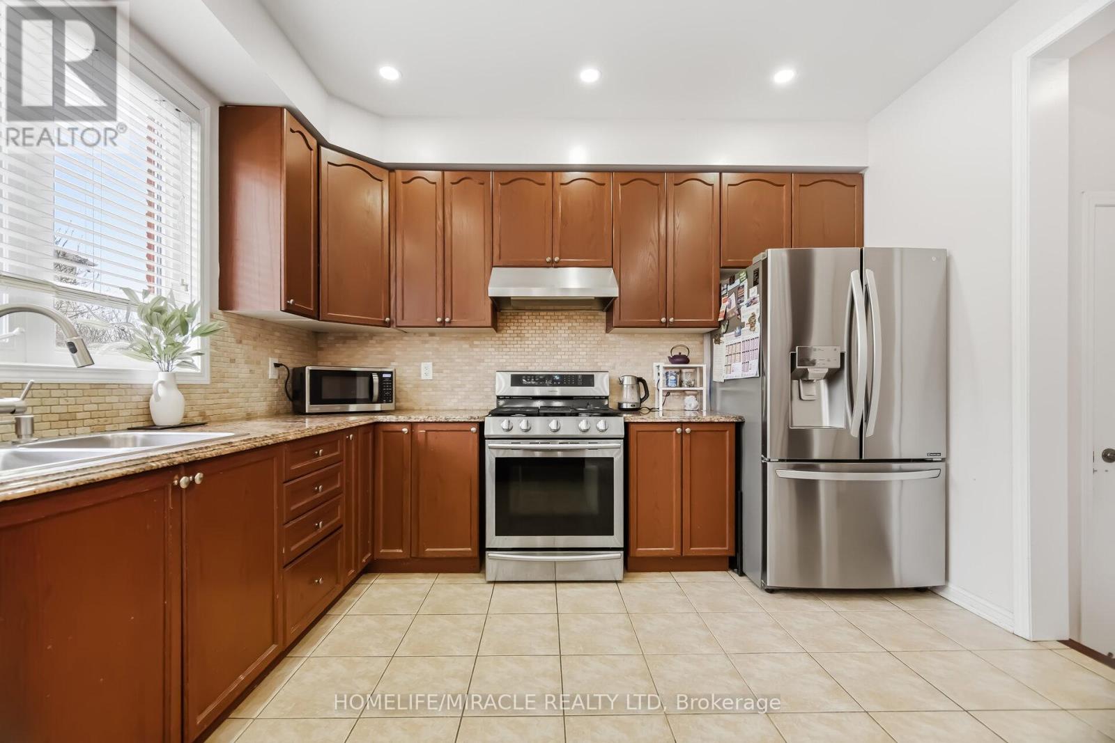 59 Apple Drive, Cambridge, Ontario  N3C 0E7 - Photo 14 - X12966902