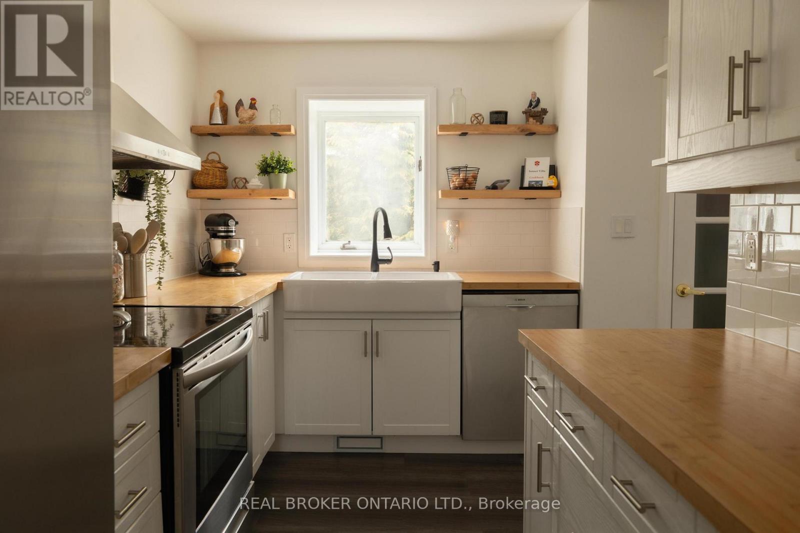 145 Garafraxa Street E, Centre Wellington, Ontario  N1M 1C8 - Photo 13 - X12966920