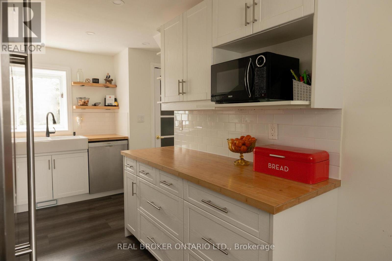 145 Garafraxa Street E, Centre Wellington, Ontario  N1M 1C8 - Photo 16 - X12966920