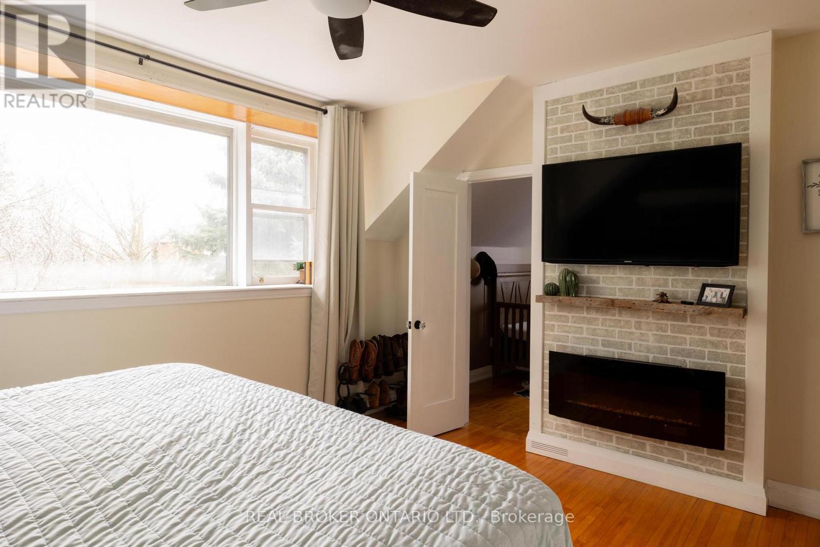 145 Garafraxa Street E, Centre Wellington, Ontario  N1M 1C8 - Photo 22 - X12966920