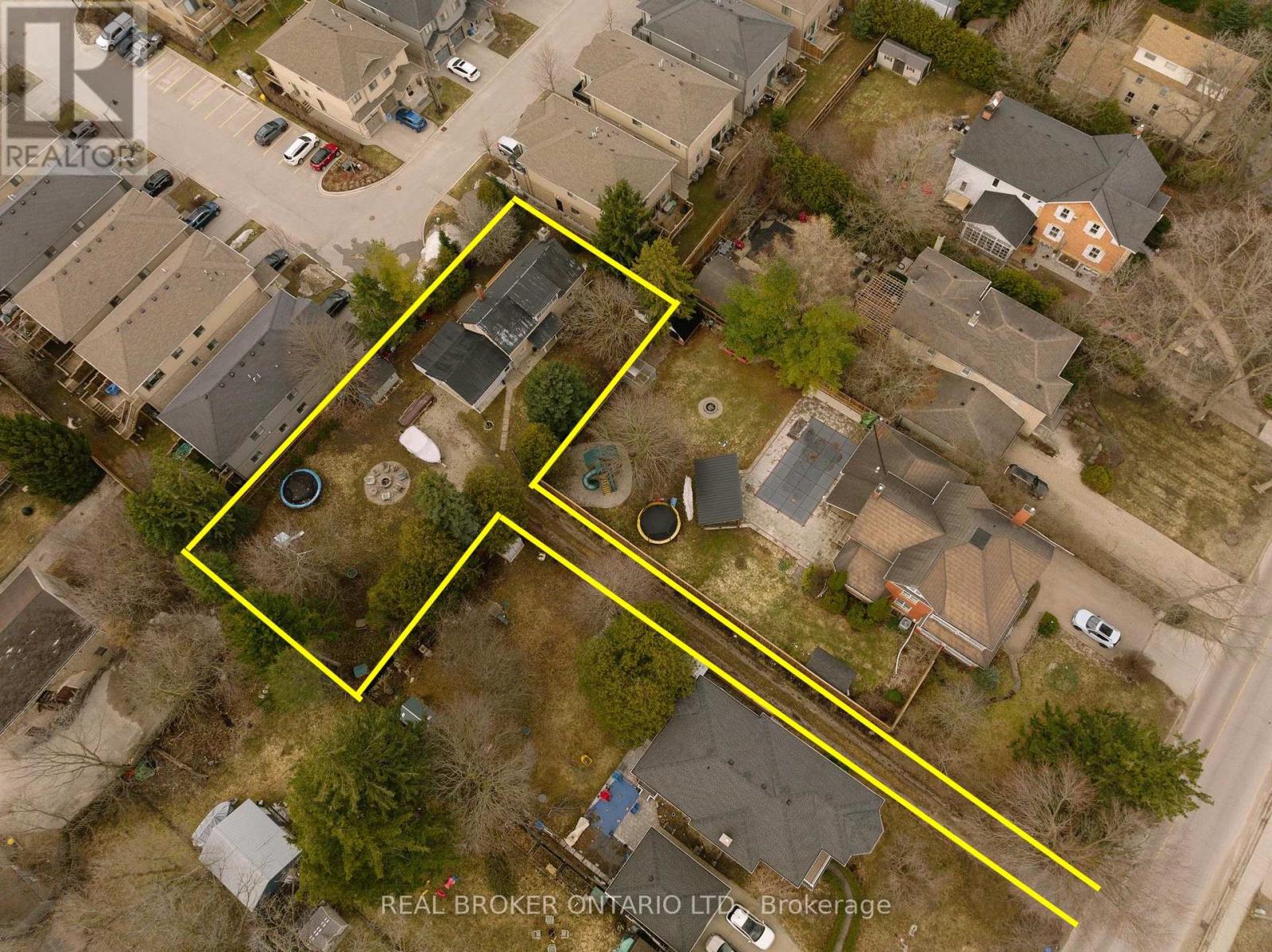 145 Garafraxa Street E, Centre Wellington, Ontario  N1M 1C8 - Photo 37 - X12966920