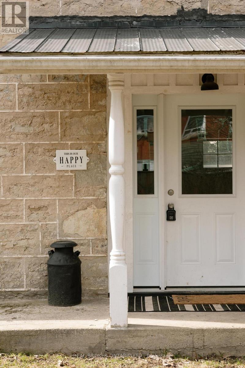 145 Garafraxa Street E, Centre Wellington, Ontario  N1M 1C8 - Photo 4 - X12966920