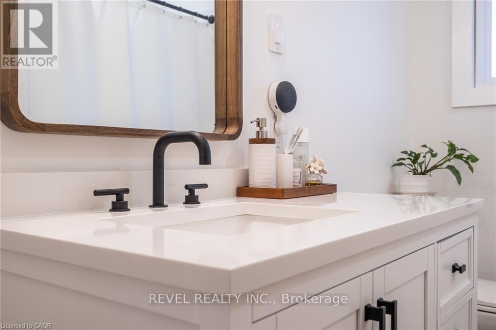 1141 Mohawk Road E, Hamilton, Ontario  L8T 2S4 - Photo 27 - X12966926