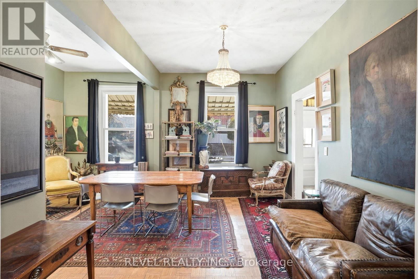 164 Macnab Street N, Hamilton, Ontario  L8R 2M4 - Photo 4 - X12966930