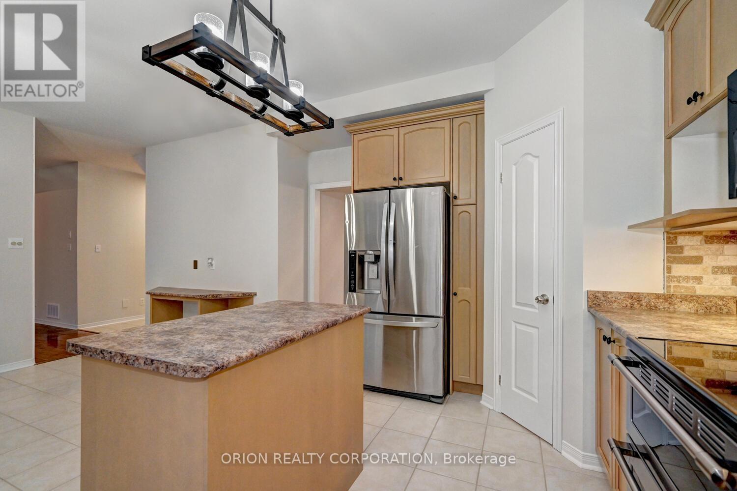 48 Apple Ridge Drive, Kitchener, Ontario  N2P 2S2 - Photo 21 - X12966984