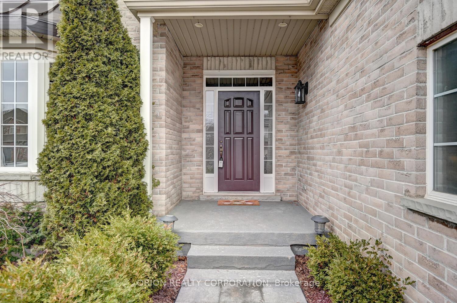 48 Apple Ridge Drive, Kitchener, Ontario  N2P 2S2 - Photo 3 - X12966984
