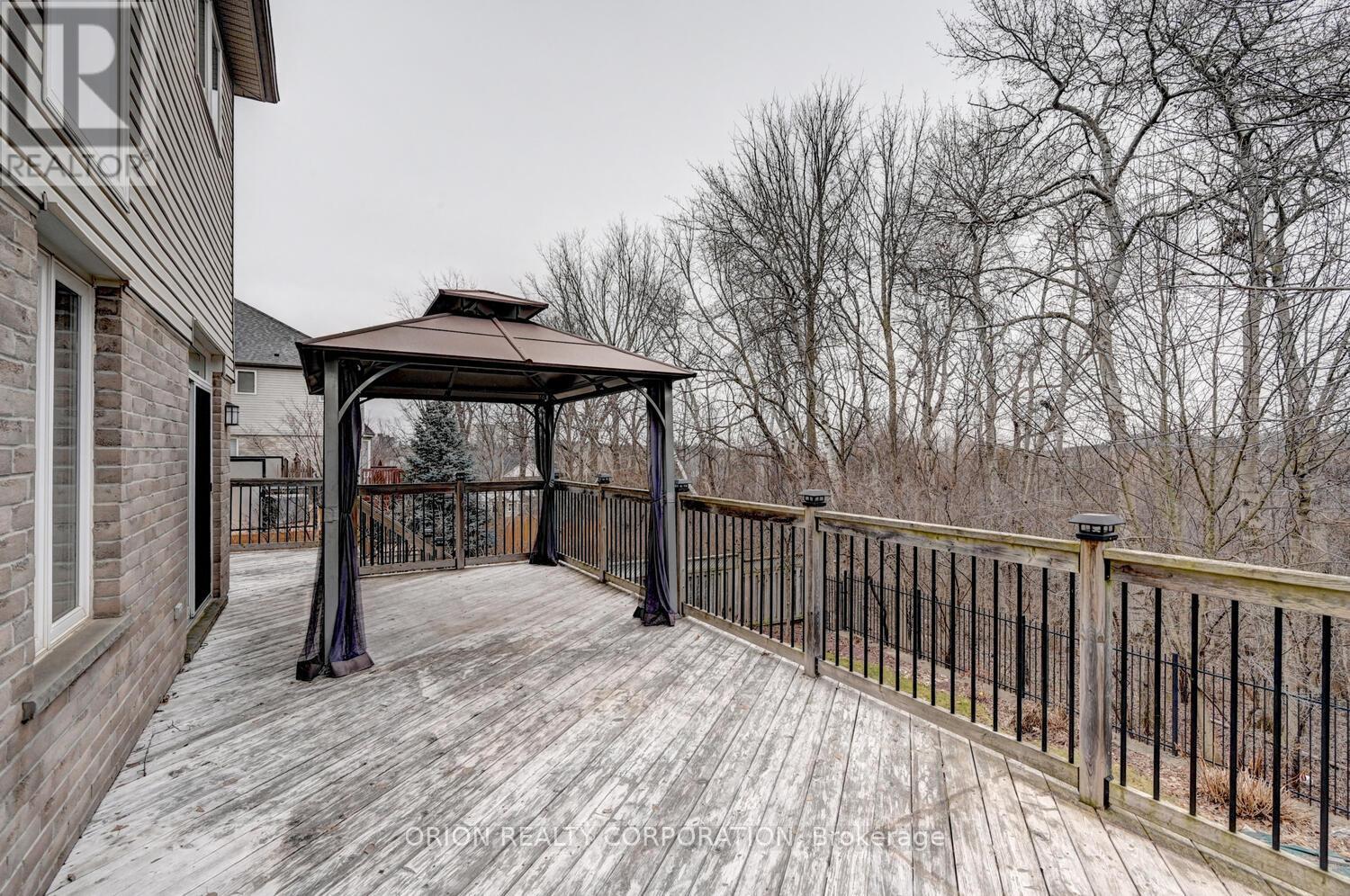 48 Apple Ridge Drive, Kitchener, Ontario  N2P 2S2 - Photo 49 - X12966984