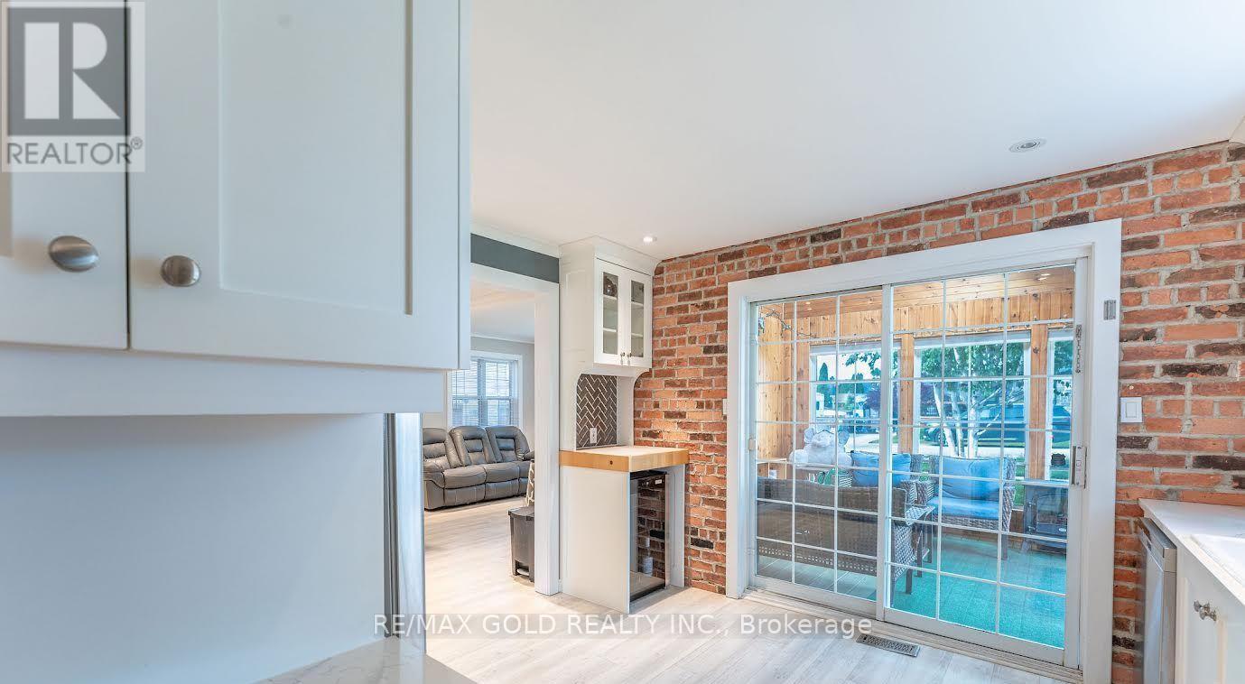 15 Shelley Avenue, St. Catharines, Ontario  L2N 5L4 - Photo 10 - X12967010