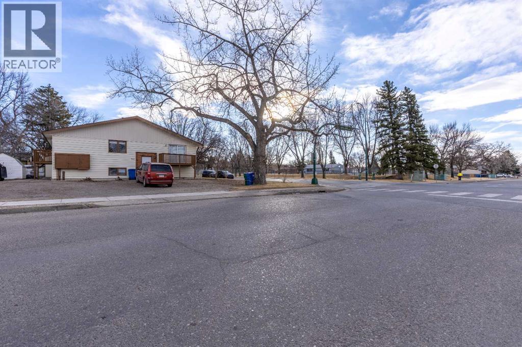 503 16 Street N, Lethbridge, Alberta  T1H 3A5 - Photo 24 - A2287179