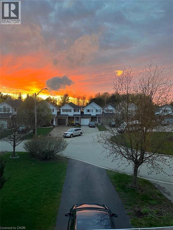 318 Sable Court, Waterloo, Ontario  N2K 3Z4 - Photo 2 - 40814062