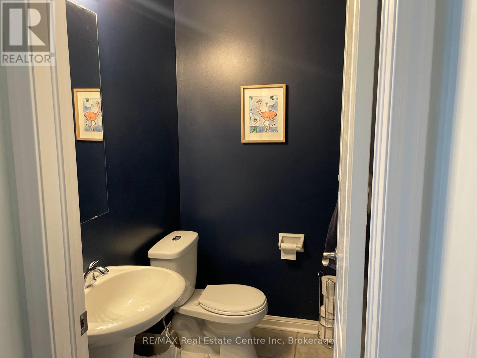 1518 Croft Avenue N, Milton, Ontario  L9T 5K6 - Photo 11 - W12961832