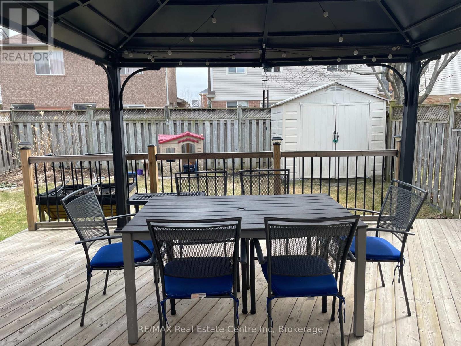 1518 Croft Avenue N, Milton, Ontario  L9T 5K6 - Photo 6 - W12961832