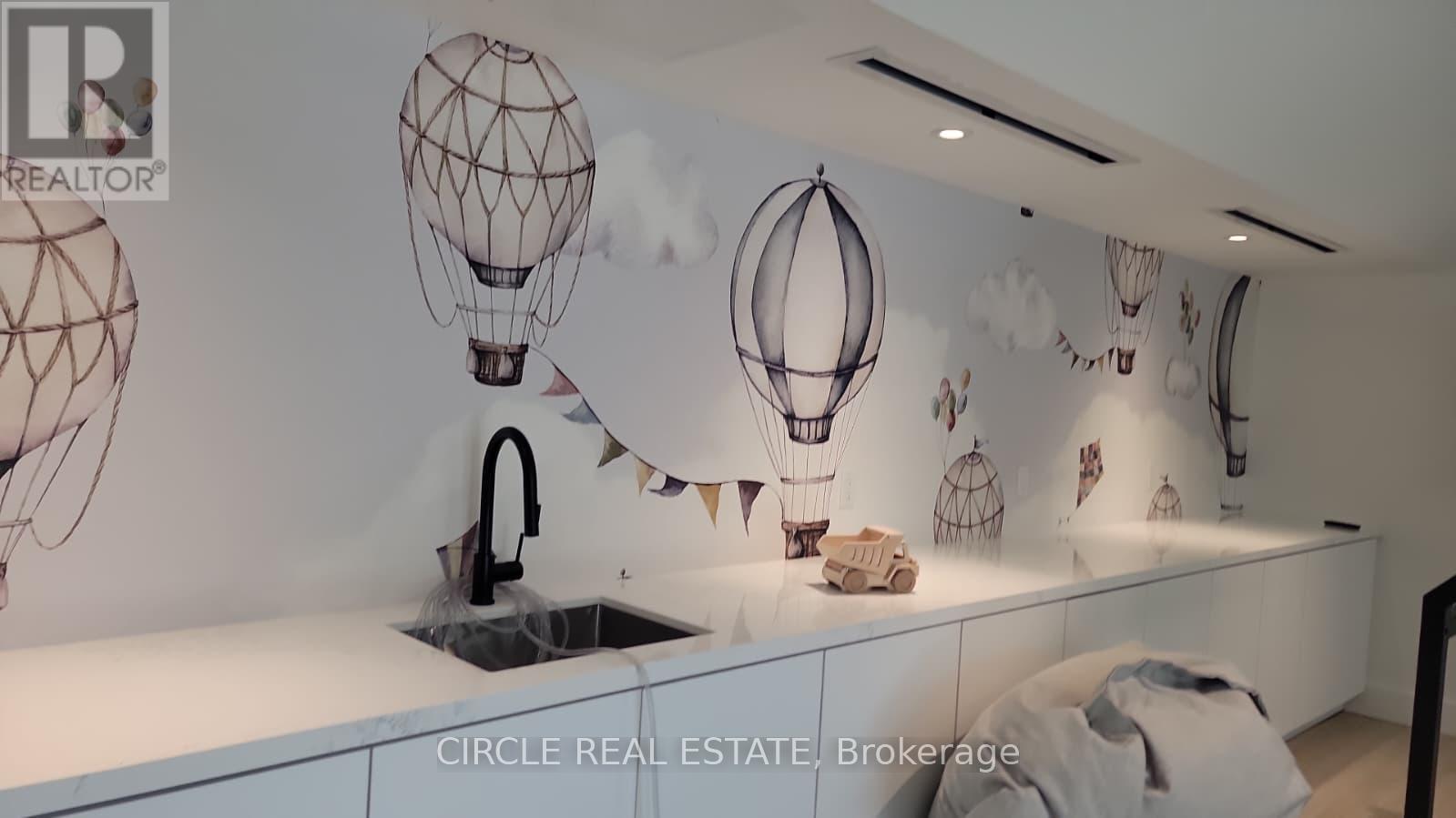 343 - 2075 King Road, King, Ontario  L7B 0R6 - Photo 12 - N12966516