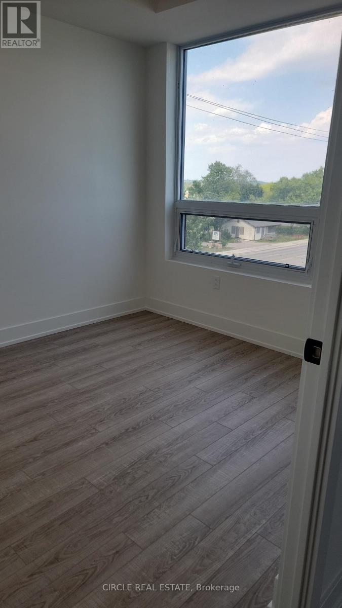 343 - 2075 King Road, King, Ontario  L7B 0R6 - Photo 8 - N12966516