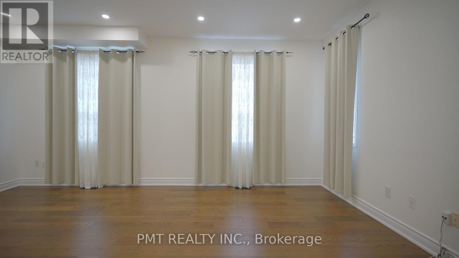 21 - 7155 Magistrate Terrace, Mississauga, Ontario  L5W 1Y7 - Photo 4 - W12823534