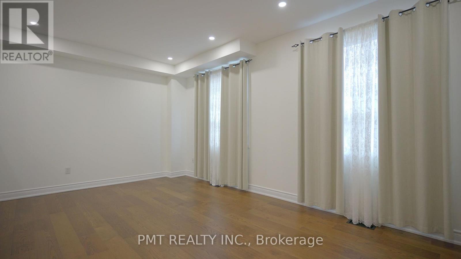 21 - 7155 Magistrate Terrace, Mississauga, Ontario  L5W 1Y7 - Photo 5 - W12823534