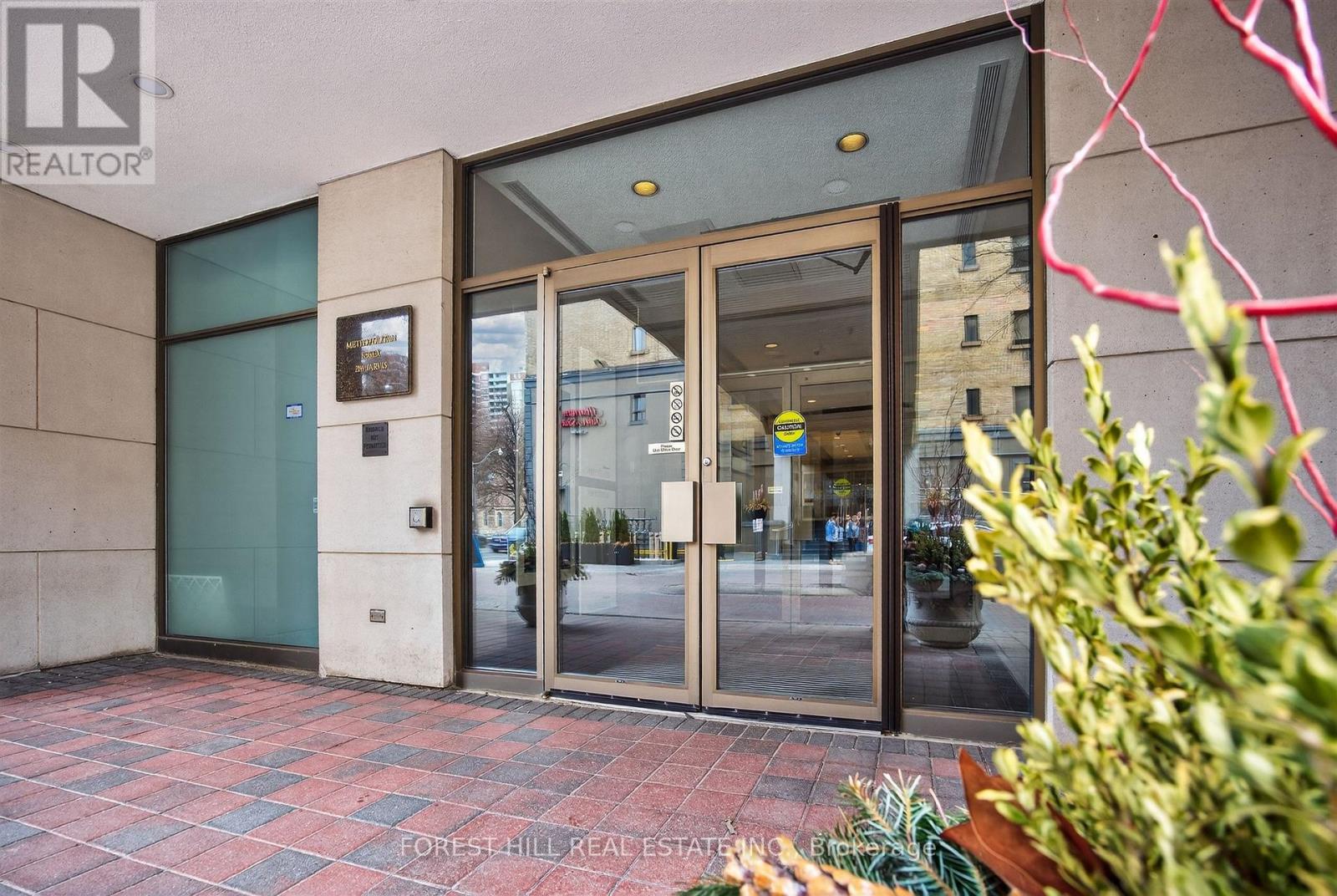 Up Ph 3 - 298 Jarvis Street, Toronto, Ontario M5B 2M4 - Photo 41 - C12966456