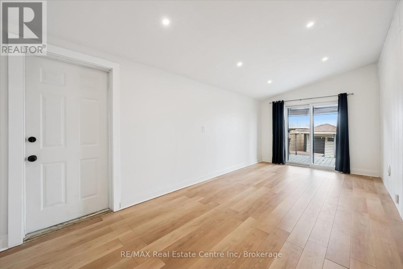 51 Muskoka Drive, Guelph, Ontario  N1E 3M8 - Photo 28 - X12967050