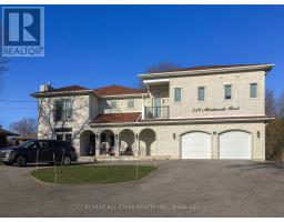 559 MEADOWVALE ROAD, Toronto, Ontario