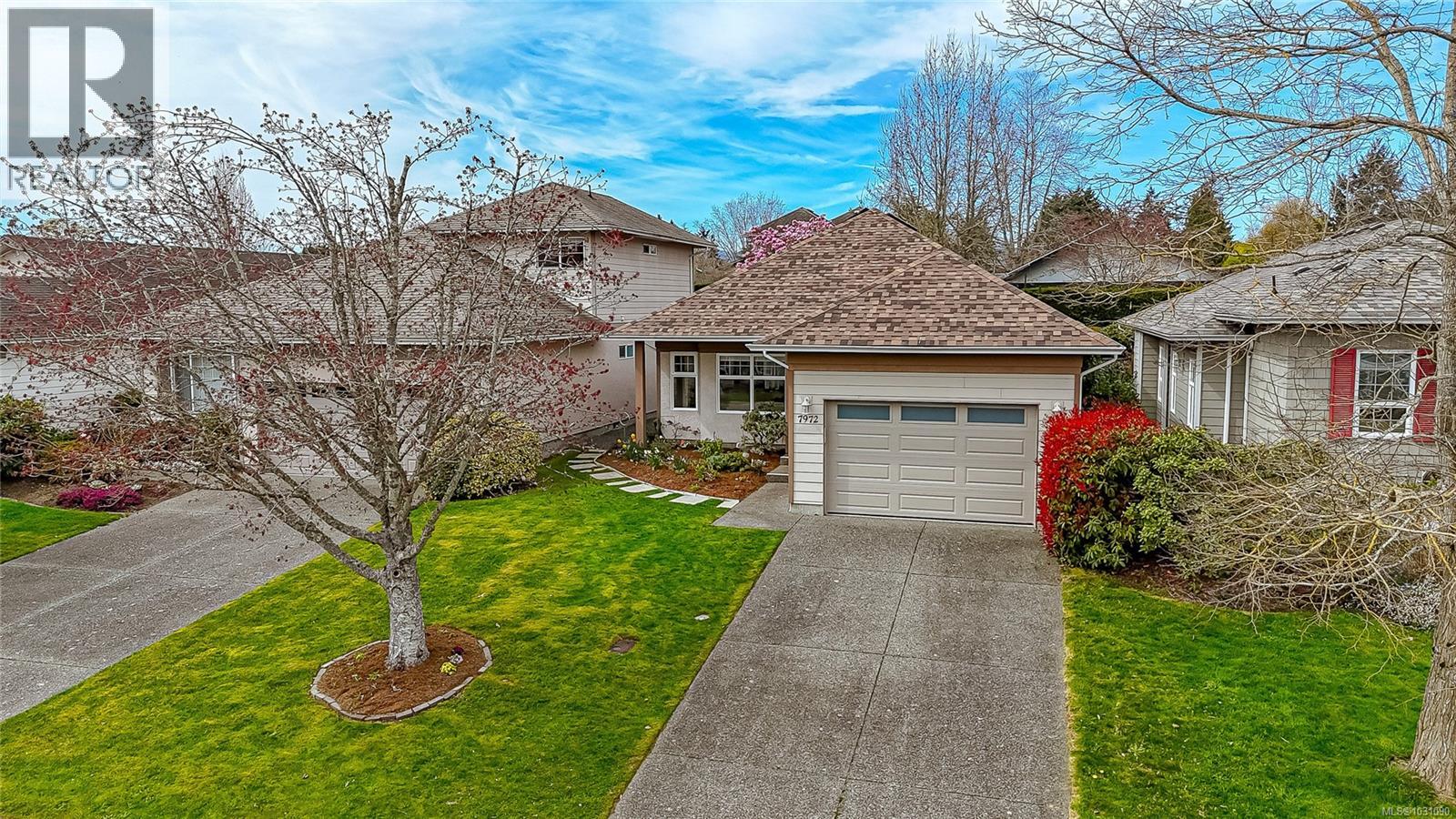 7972 Polo Park Cres, Central Saanich, British Columbia  V8M 2J2 - Photo 3 - 1031090