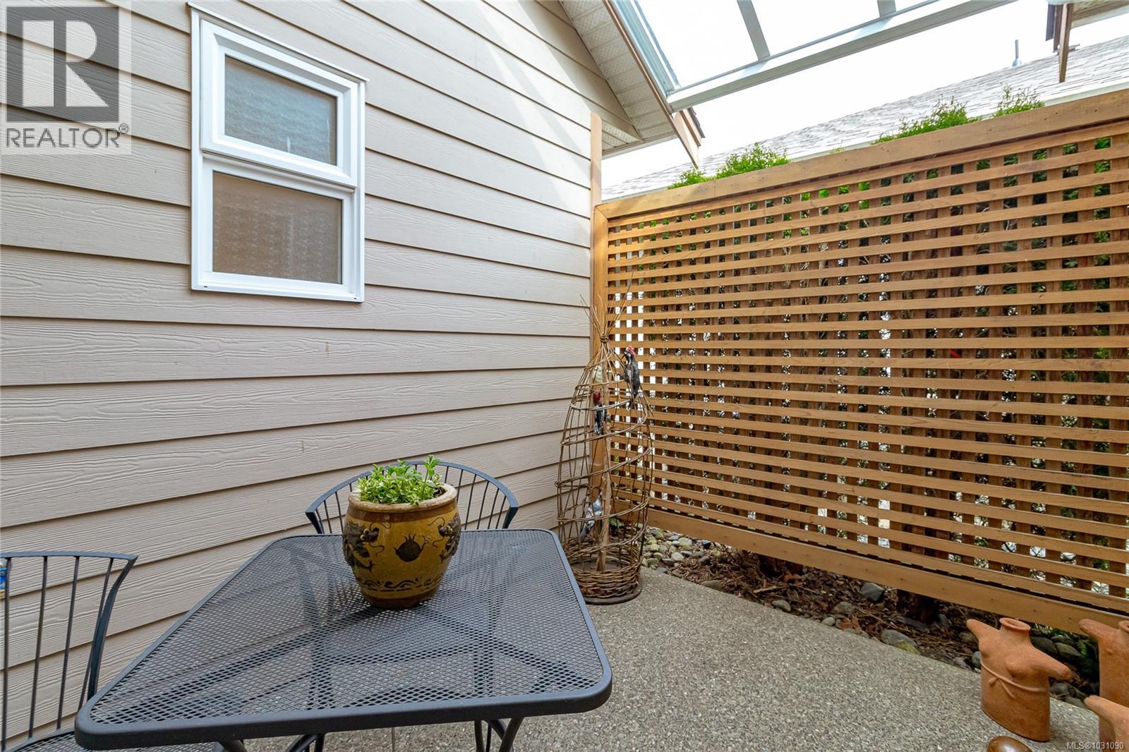 7972 Polo Park Cres, Central Saanich, British Columbia  V8M 2J2 - Photo 39 - 1031090