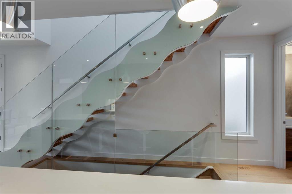 2136 53 Avenue SW, Calgary, Alberta  T3E 1K8 - Photo 7 - A2299451