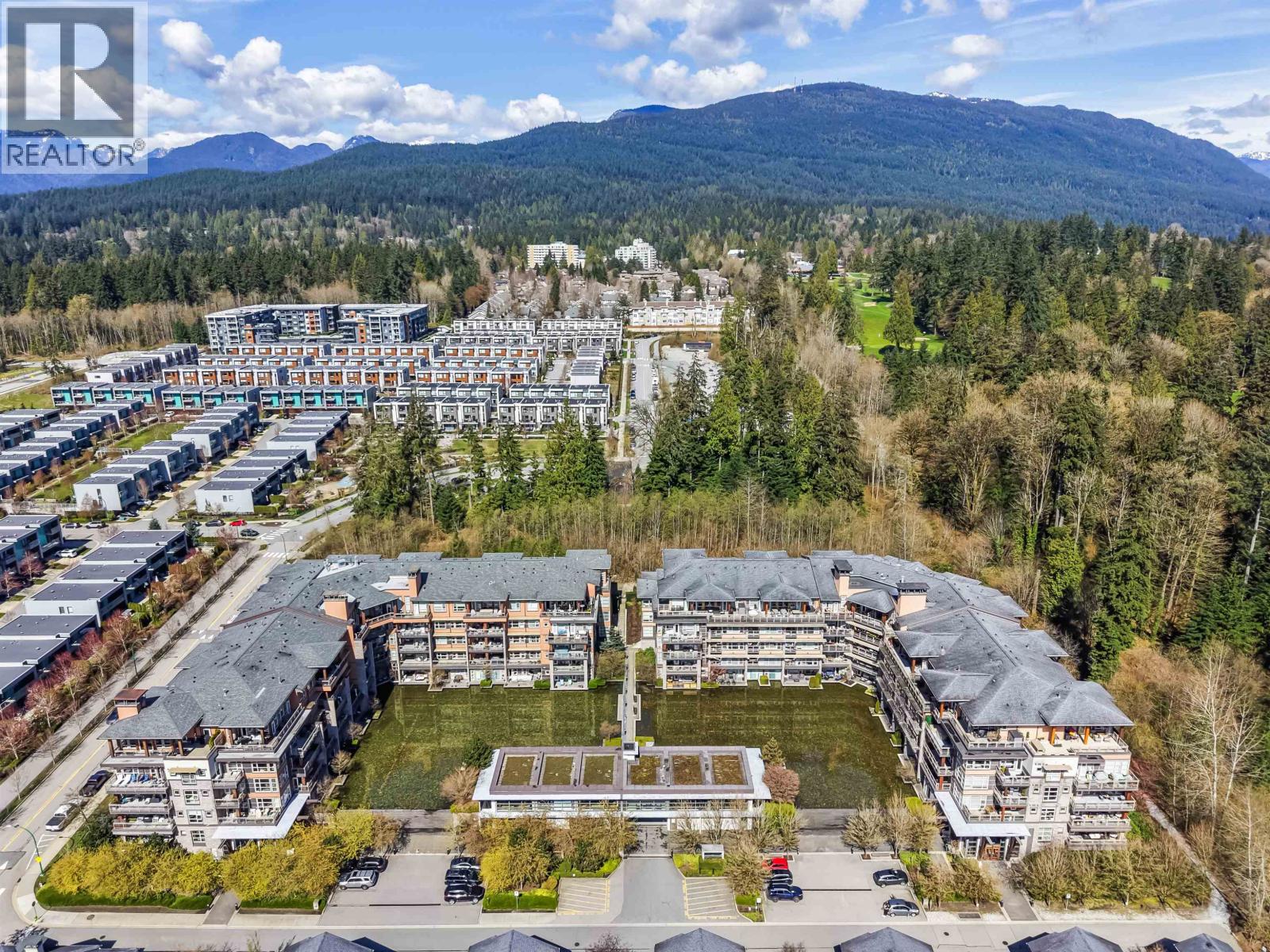 418 3606 Aldercrest Drive, North Vancouver, British Columbia  V7G 0A3 - Photo 3 - R3107537