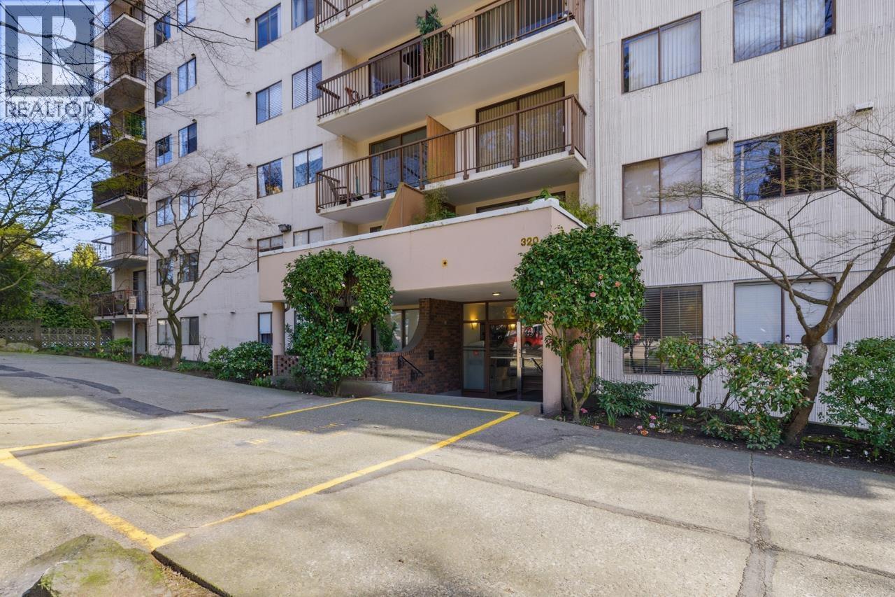 1605 320 Royal Avenue, New Westminster, British Columbia  V3L 5C6 - Photo 2 - R3107542