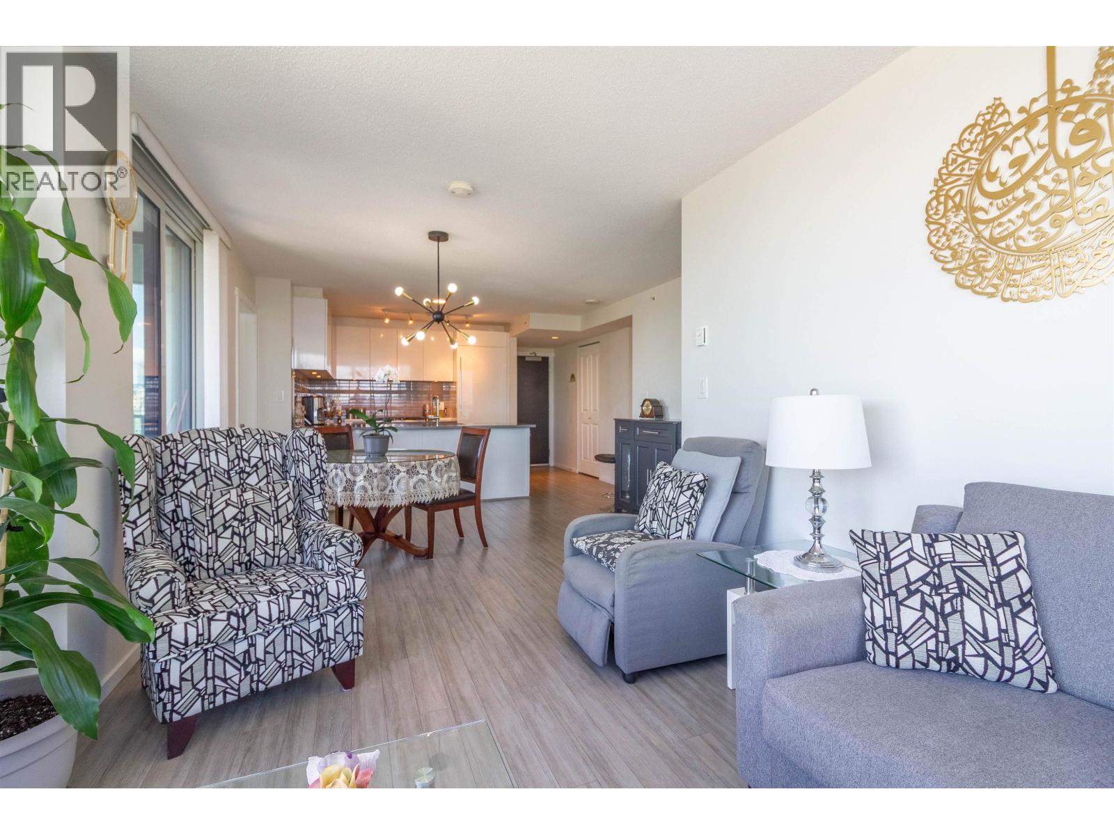 3007 6658 Dow Avenue, Burnaby, British Columbia  V5H 0C7 - Photo 3 - R3107551