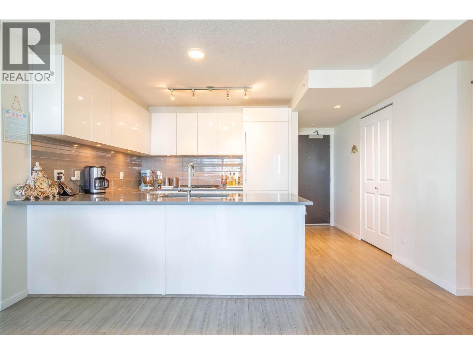 3007 6658 Dow Avenue, Burnaby, British Columbia  V5H 0C7 - Photo 9 - R3107551