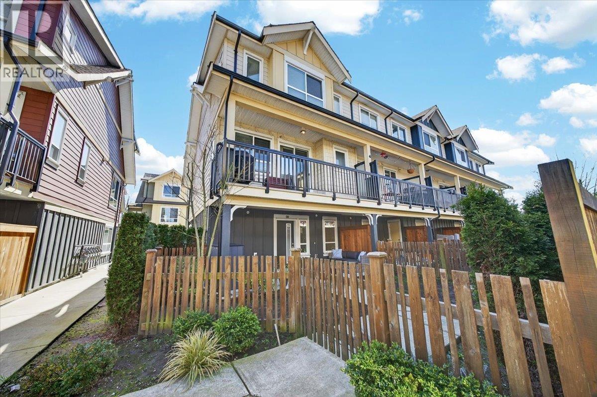 25 430 Duncan Street, New Westminster, British Columbia  V3M 0M2 - Photo 3 - R3107561