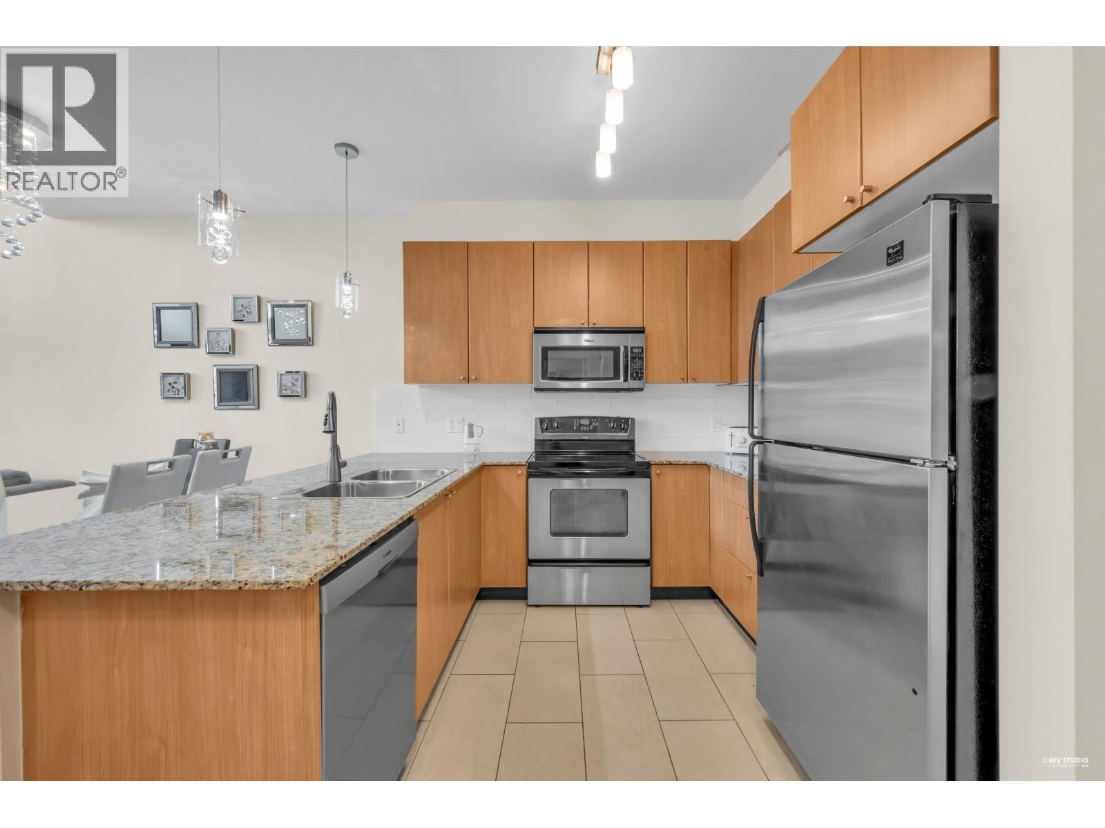 416 2484 Wilson Avenue, Port Coquitlam, British Columbia  V3C 0A5 - Photo 3 - R3107591