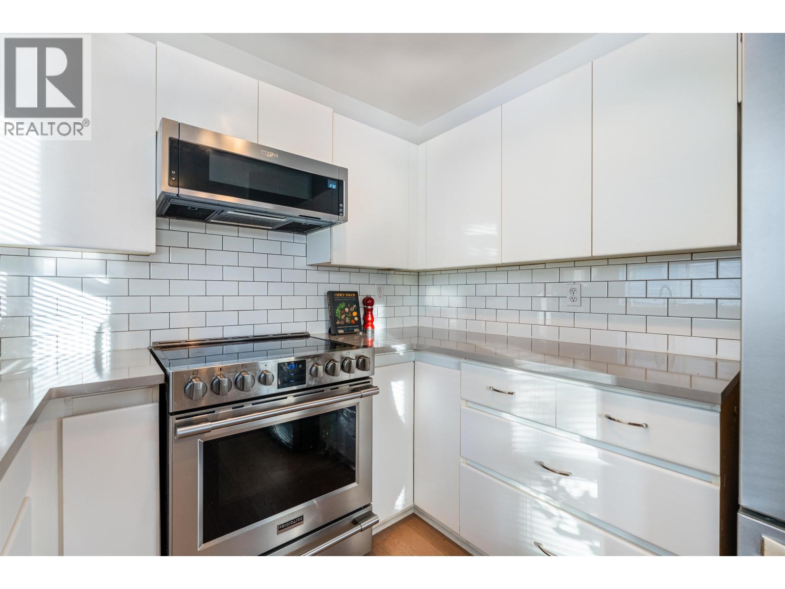 302 655 W 13th Avenue, Vancouver, British Columbia  V5Z 1N8 - Photo 14 - R3107598