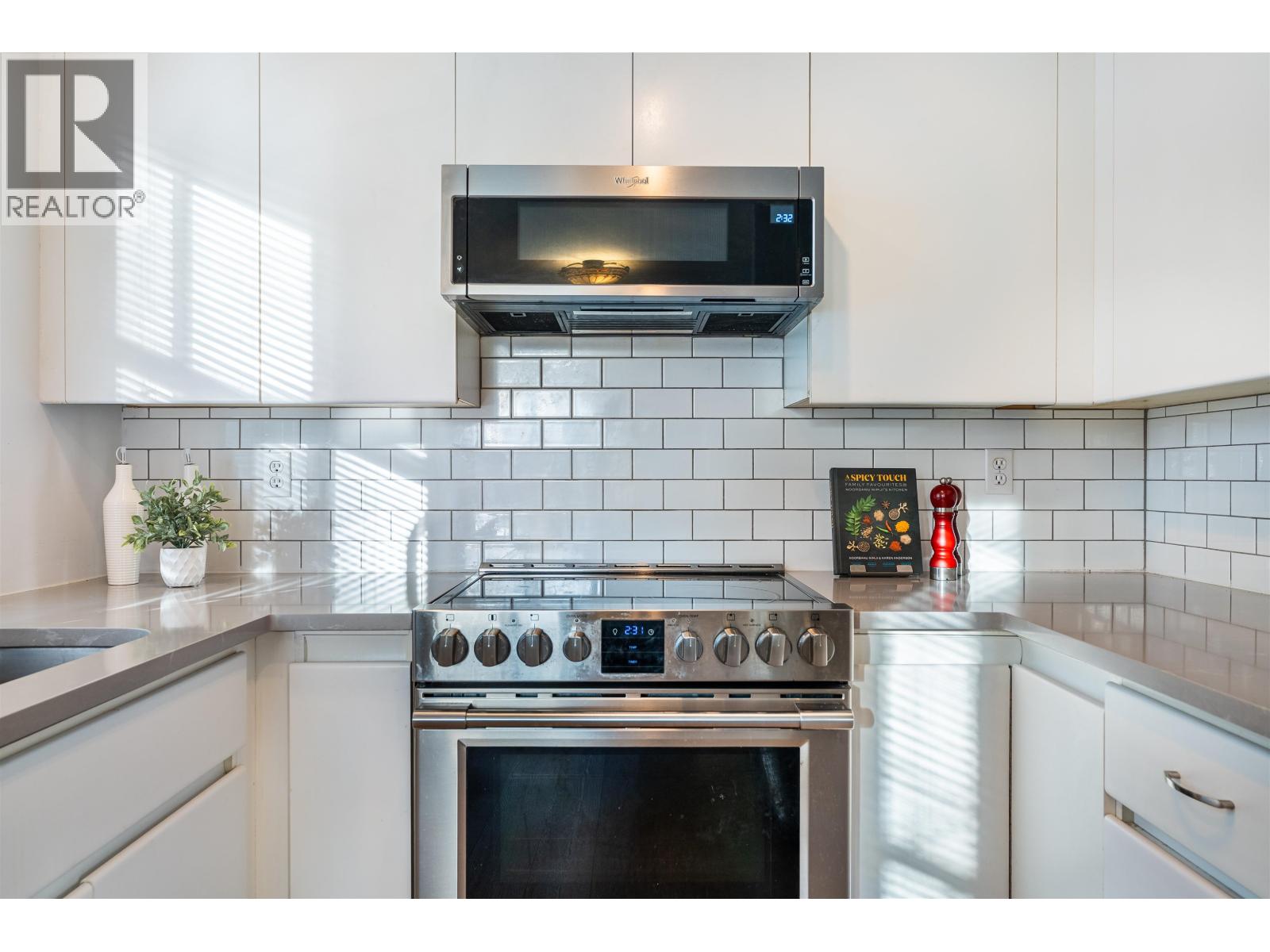 302 655 W 13th Avenue, Vancouver, British Columbia  V5Z 1N8 - Photo 15 - R3107598