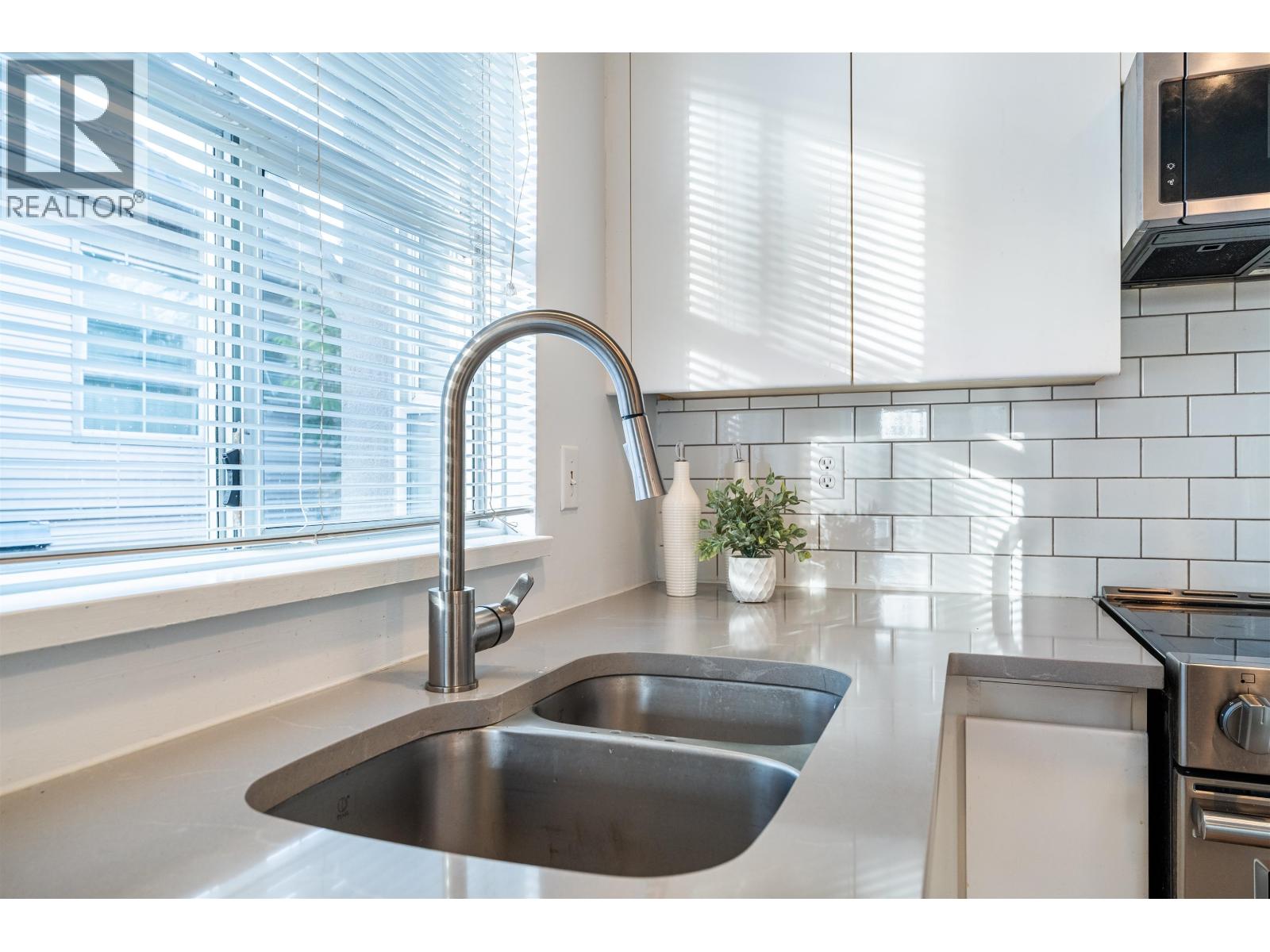 302 655 W 13th Avenue, Vancouver, British Columbia  V5Z 1N8 - Photo 17 - R3107598