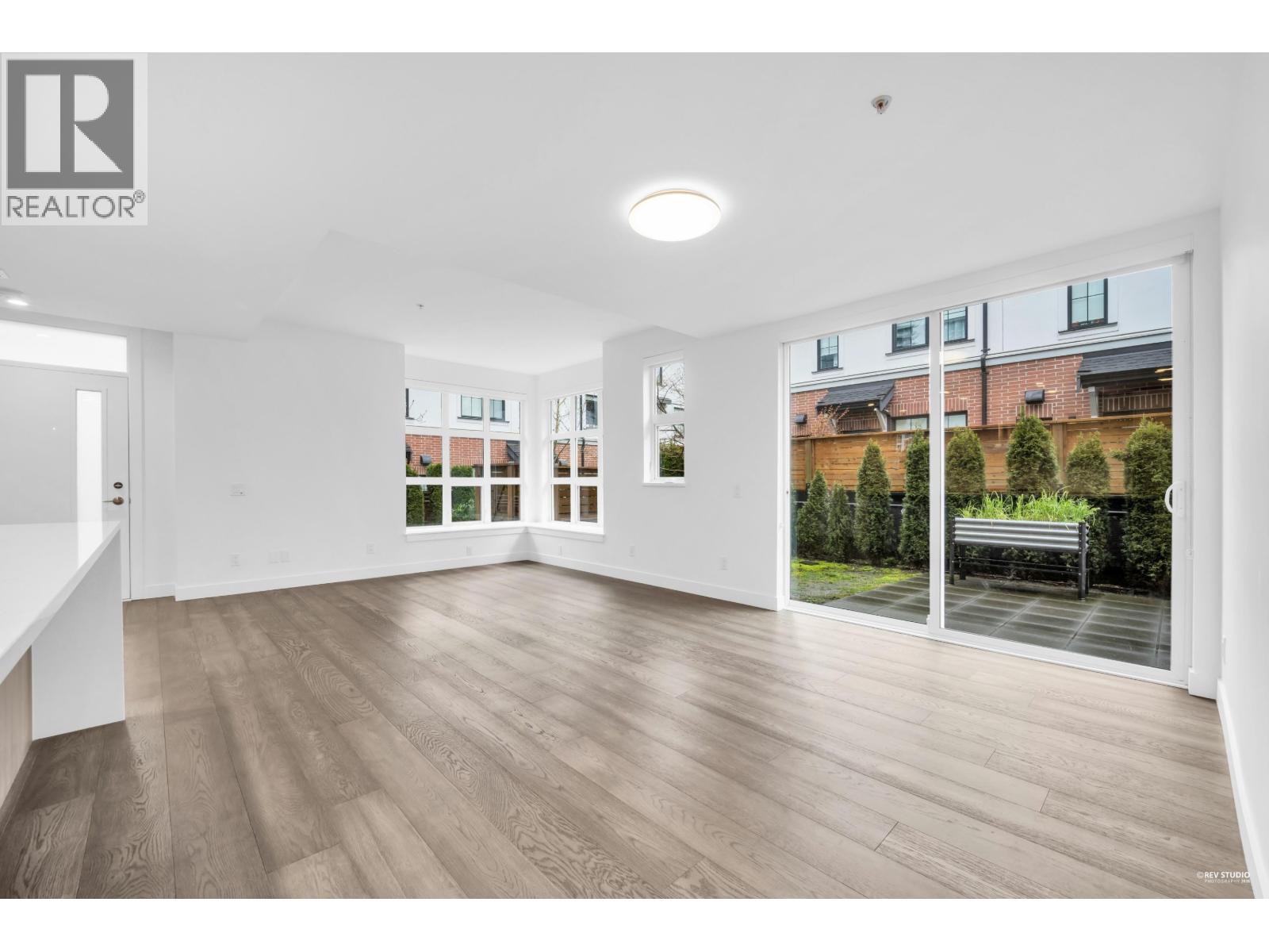 128 2060 Curling Road, North Vancouver, British Columbia  V7P 0E1 - Photo 10 - R3107600