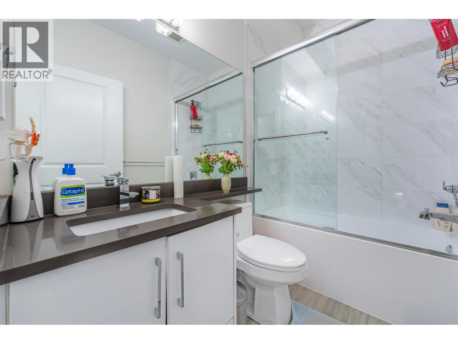 5069 Earles Street, Vancouver, British Columbia  V5R 3R8 - Photo 7 - R3107602