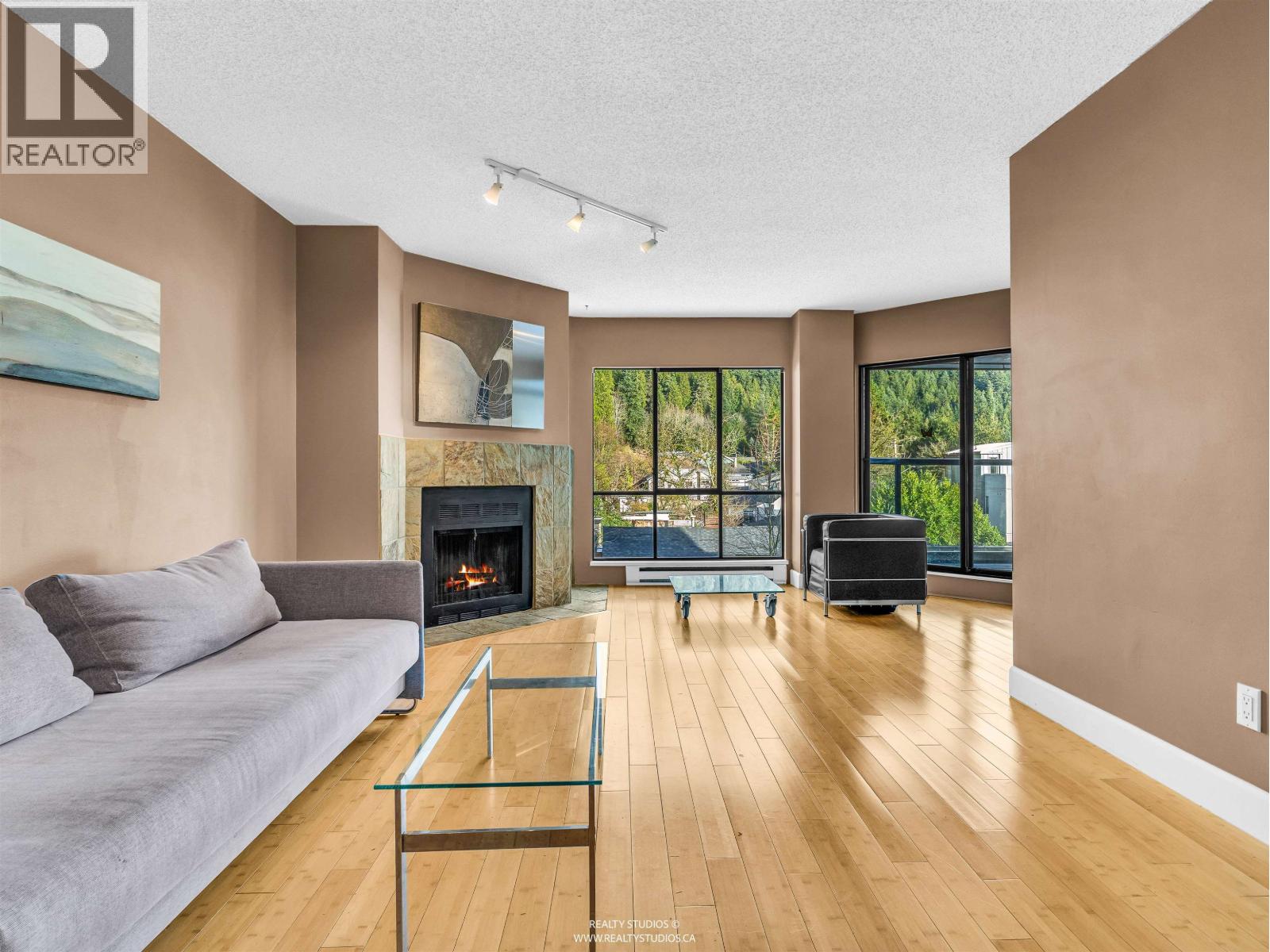 203 4323 Gallant Avenue, North Vancouver, British Columbia  V7G 2C1 - Photo 7 - R3107614