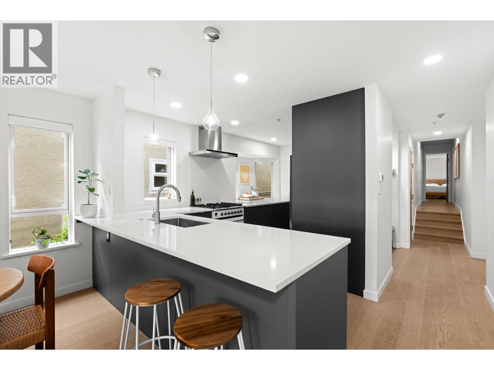 201 2238 W 2nd Avenue, Vancouver, British Columbia  V6K 1H9 - Photo 11 - R3107624