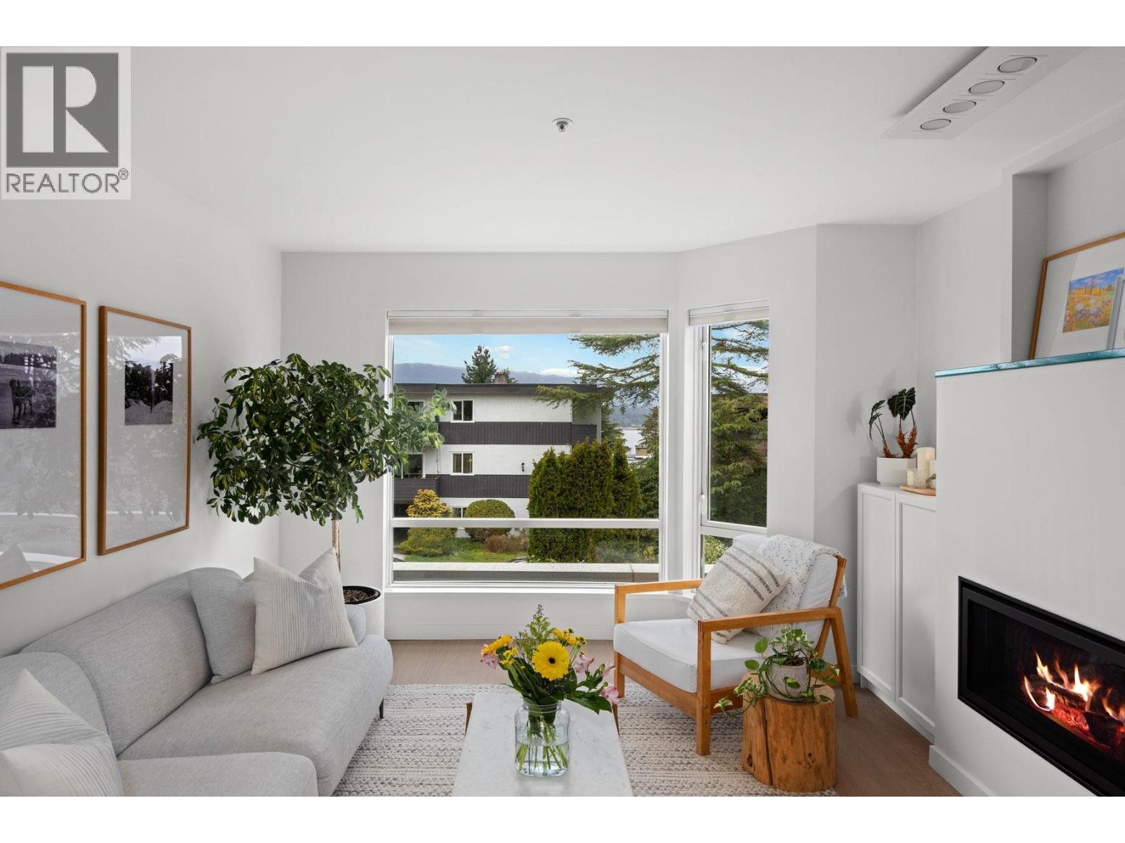 201 2238 W 2nd Avenue, Vancouver, British Columbia  V6K 1H9 - Photo 2 - R3107624