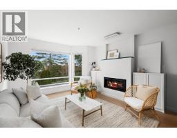 <div class="price">$1,398,000</div> 201 2238 W 2nd Avenue, Vancouver<br><div style="margin-bottom:8px;"><small>Macdonald Realty</small></div><div class='bed_bath'>2 Bed | 2 Bath</div>