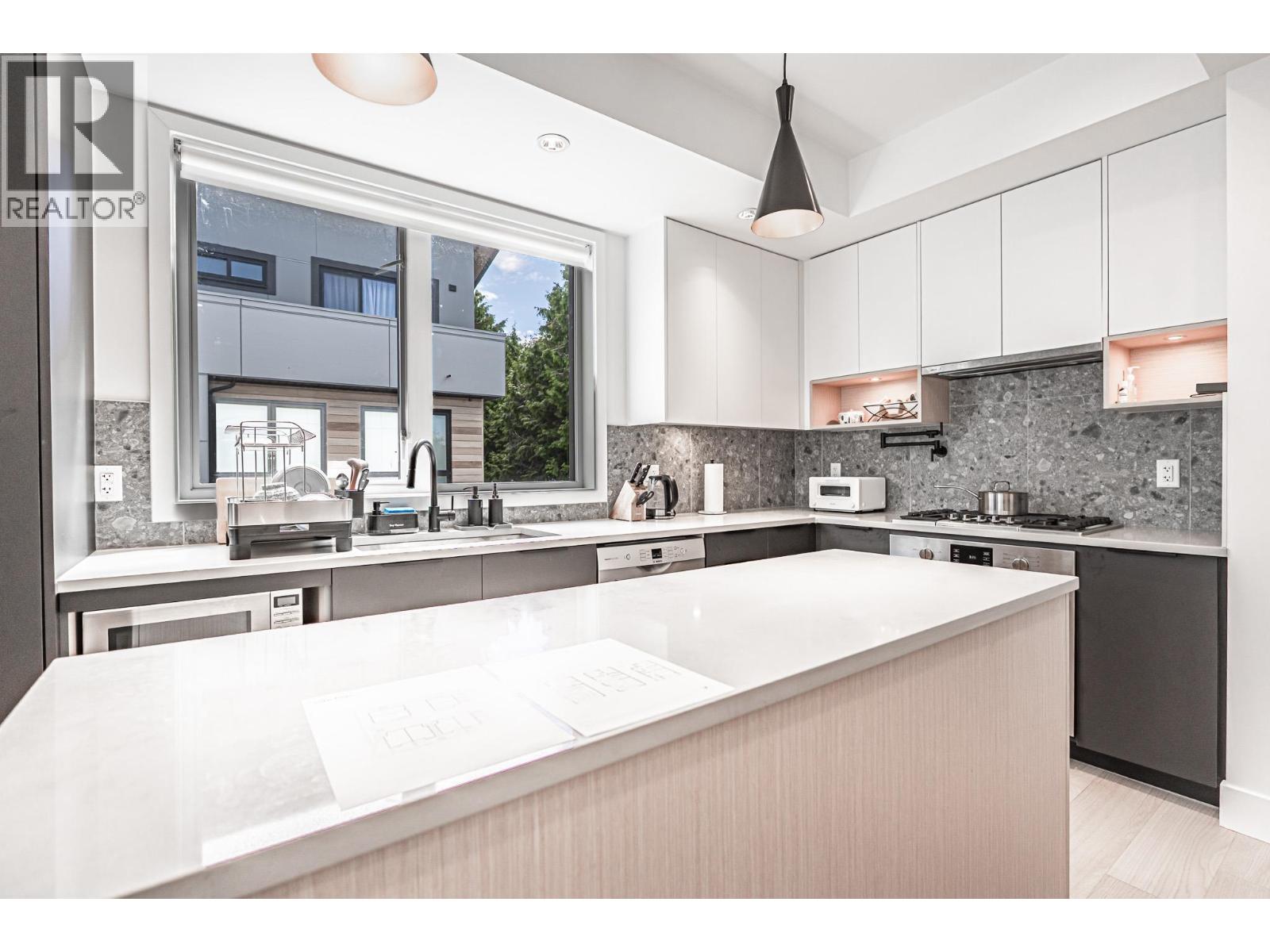 4 9099 No. 2 Road, Richmond, British Columbia  V7E 2C6 - Photo 10 - R3107628