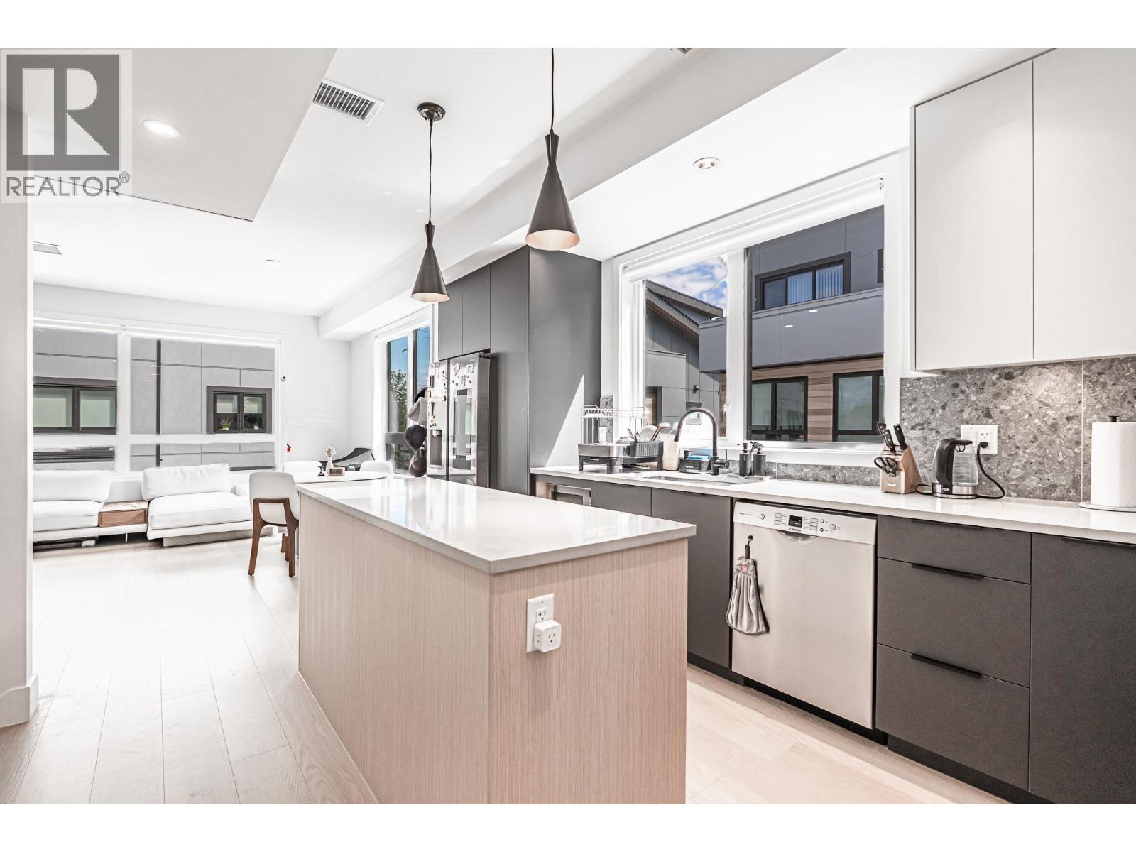 4 9099 No. 2 Road, Richmond, British Columbia  V7E 2C6 - Photo 11 - R3107628