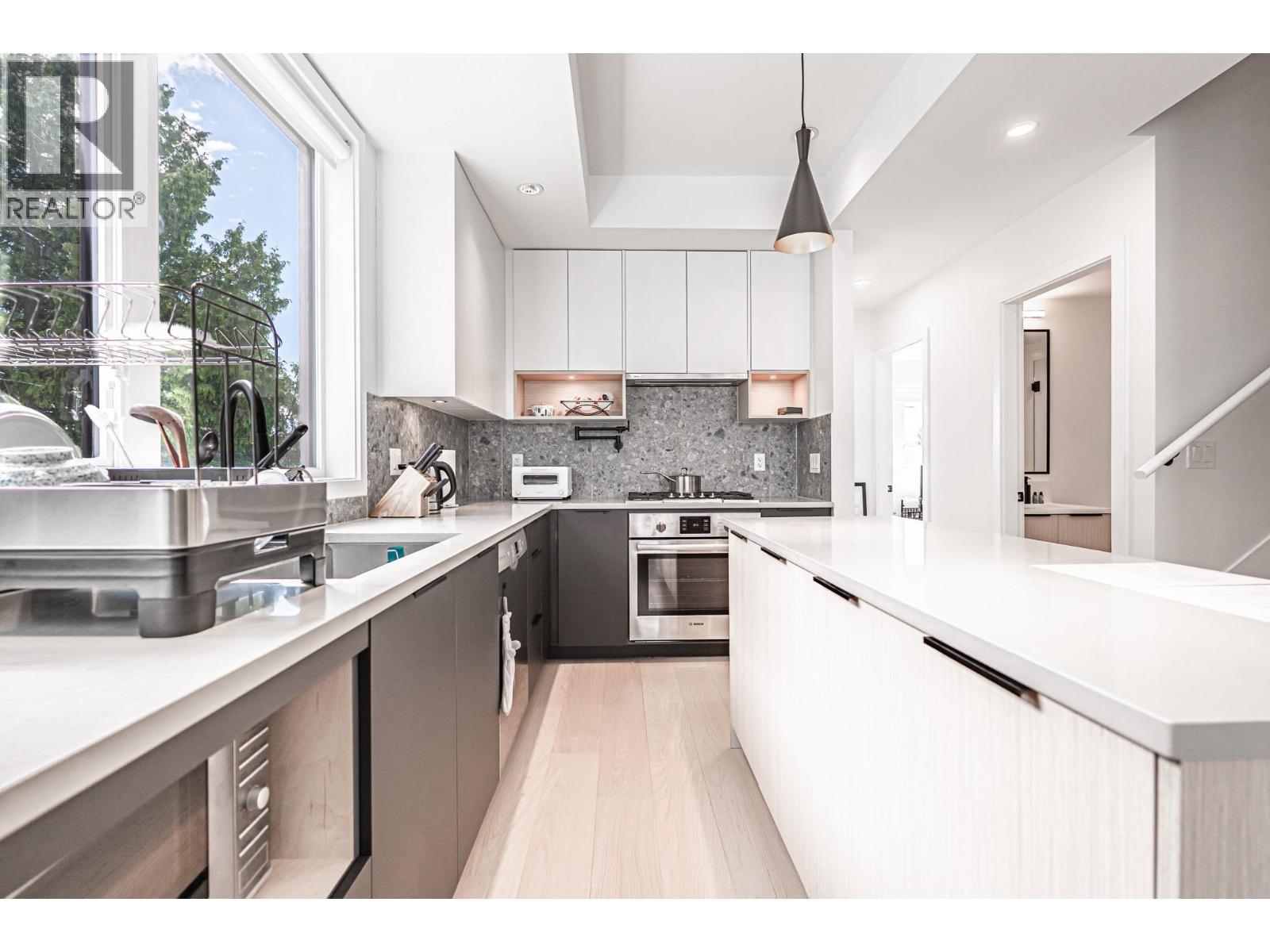 4 9099 No. 2 Road, Richmond, British Columbia  V7E 2C6 - Photo 9 - R3107628