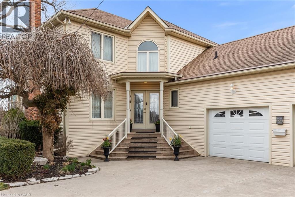 1 Twelfth Street, Grimsby, Ontario  L3M 2V6 - Photo 2 - 40816489